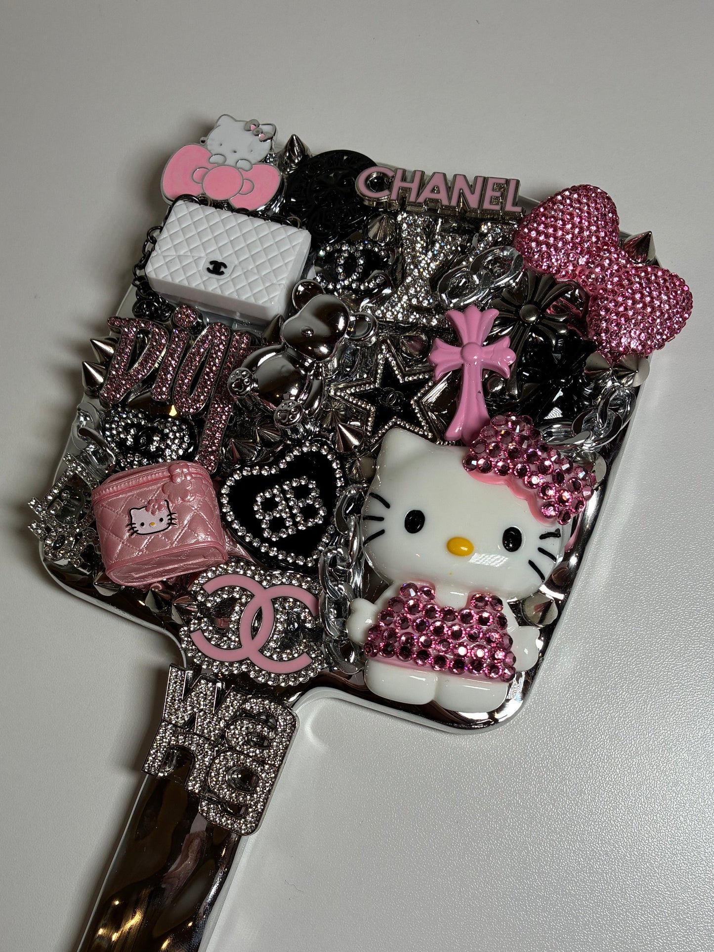 DESIGNER JUNKIE