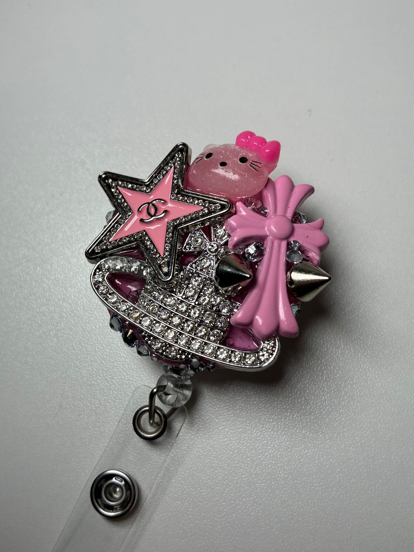 VV BADGE REEL