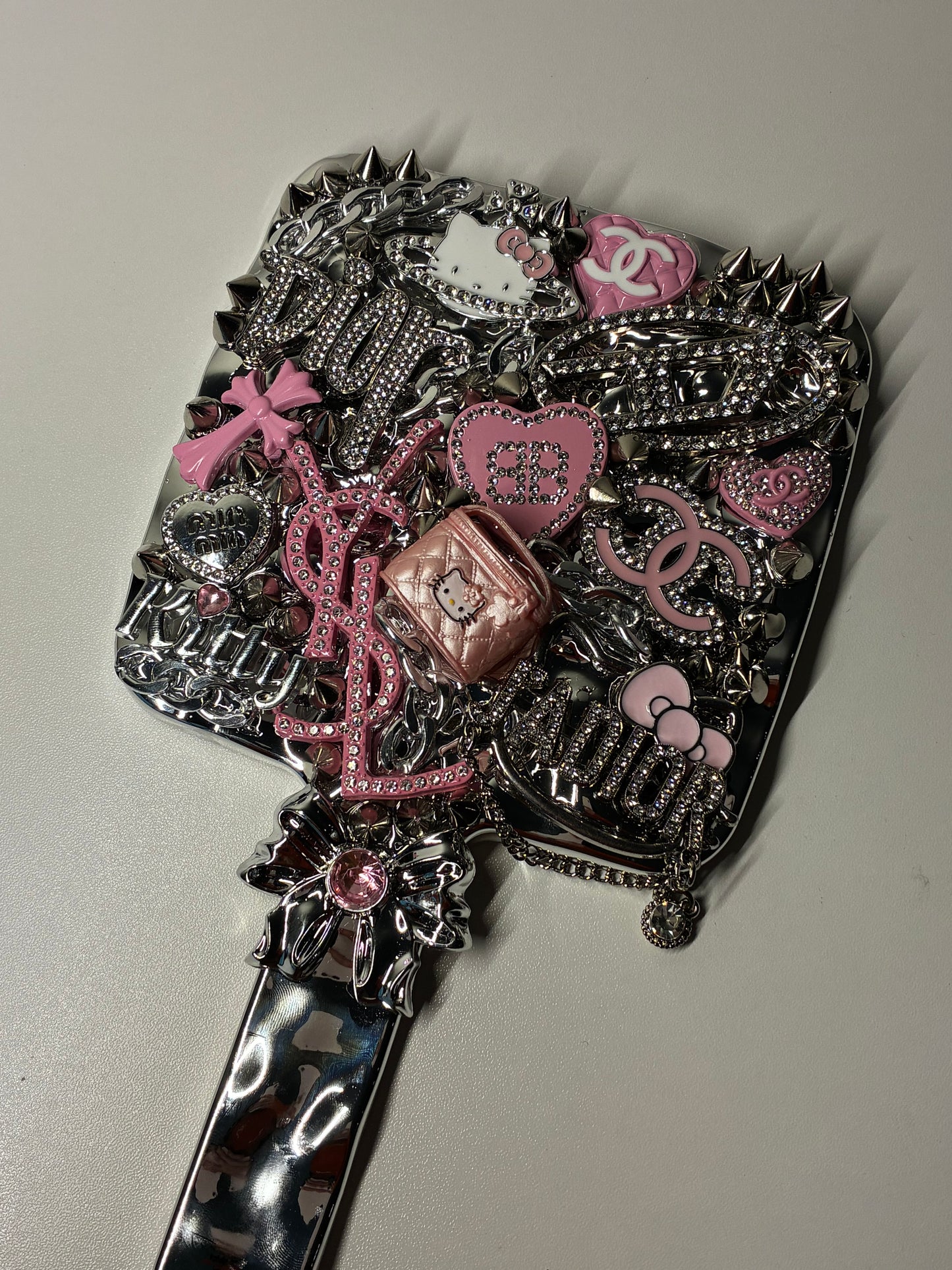 BUBBLEGUM HAND MIRROR (large)