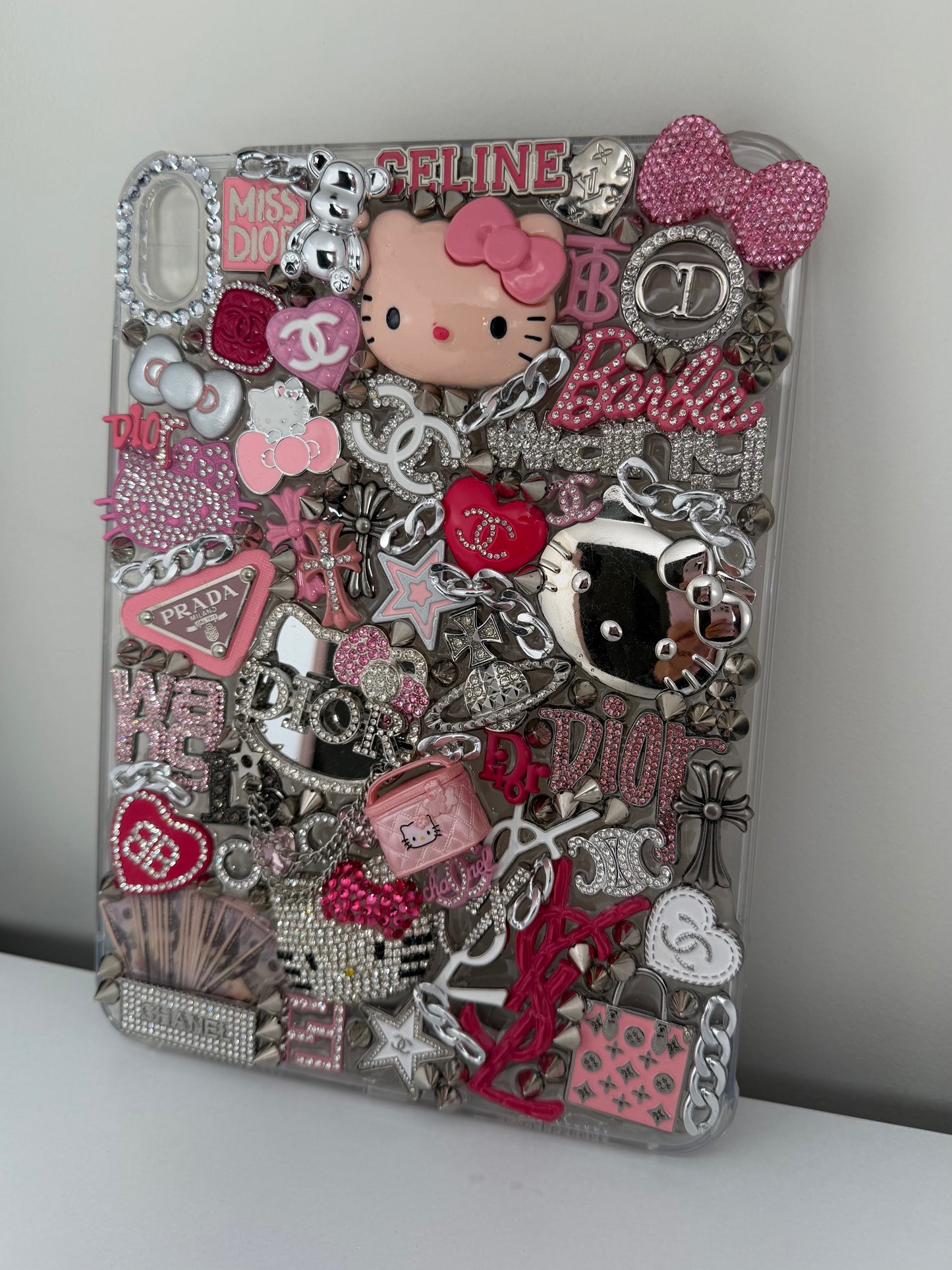 HELLO KIT IPAD CASE (10th gen)