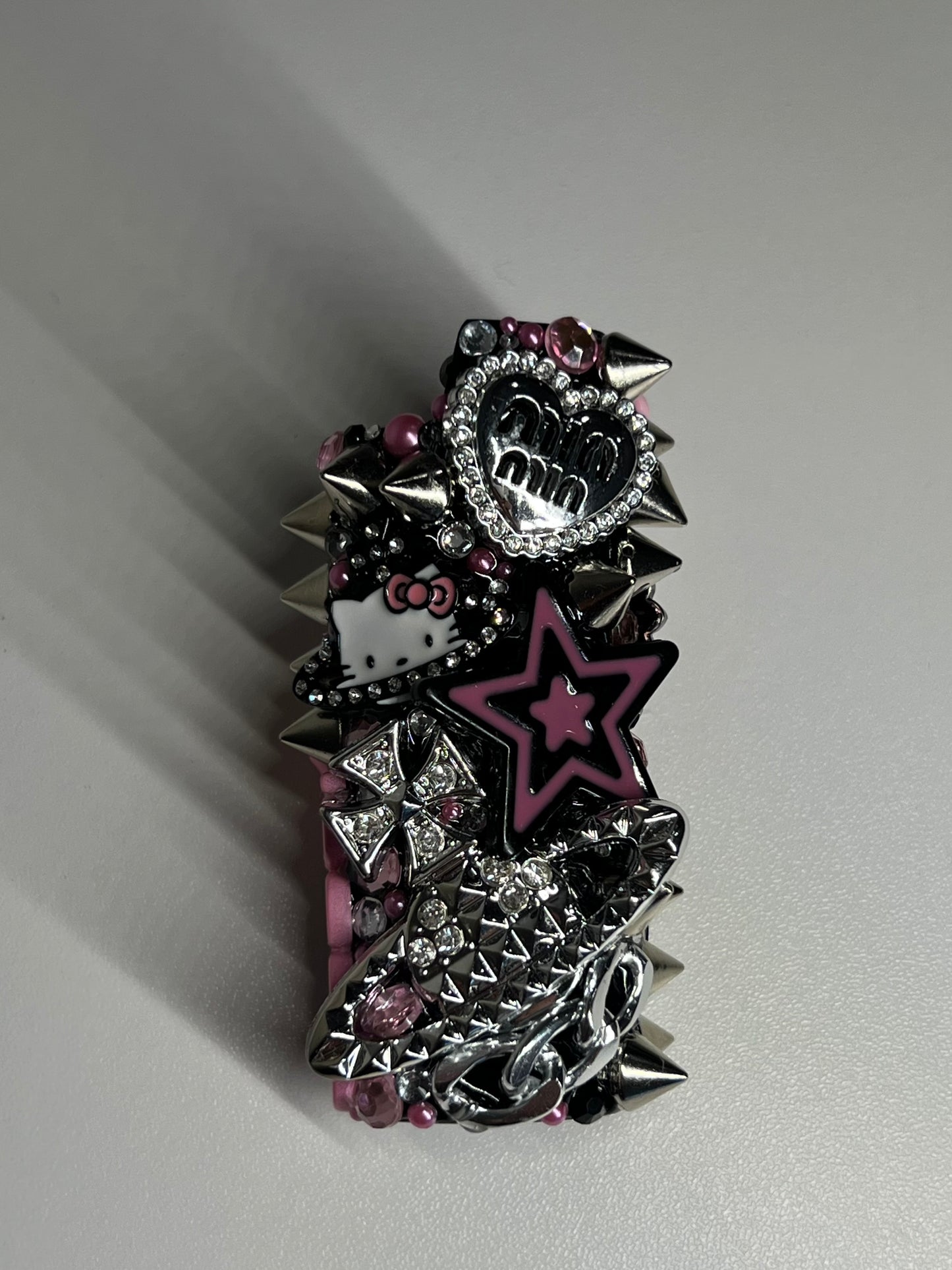 VV MIU🎀 ✮⋆˙🎱🕷️