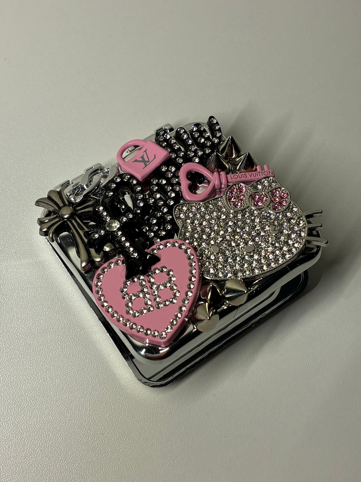 PUNK COMPACT