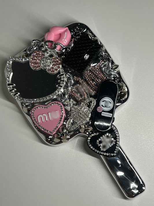 CHANAE HAND MIRROR👛𐙚₊˚⊹♡