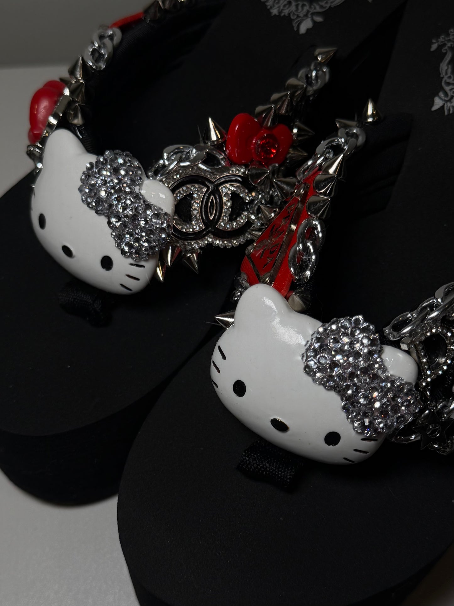 RED PRAD HK (US8)