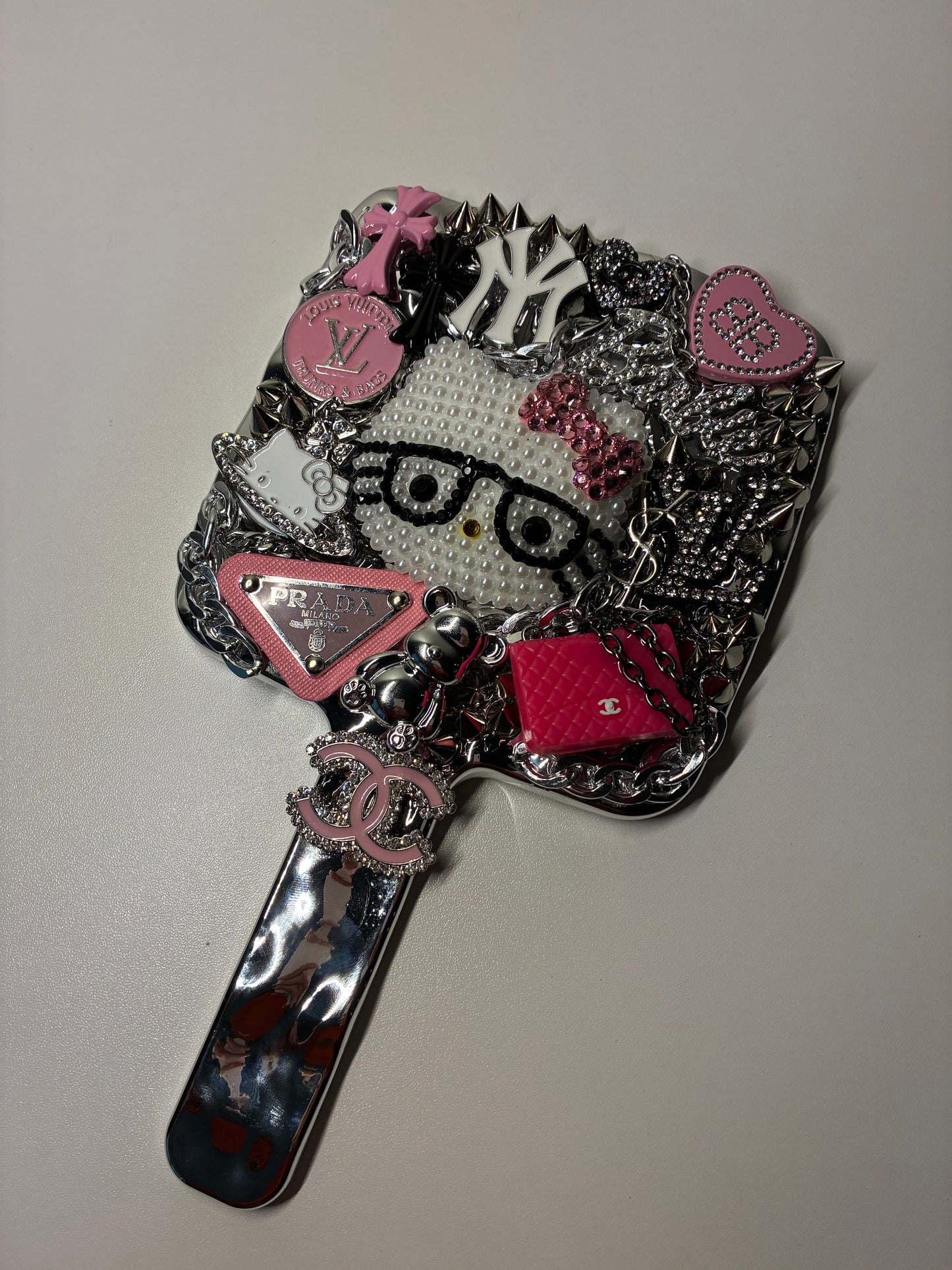 NY CHICK HAND MIRROR (large)