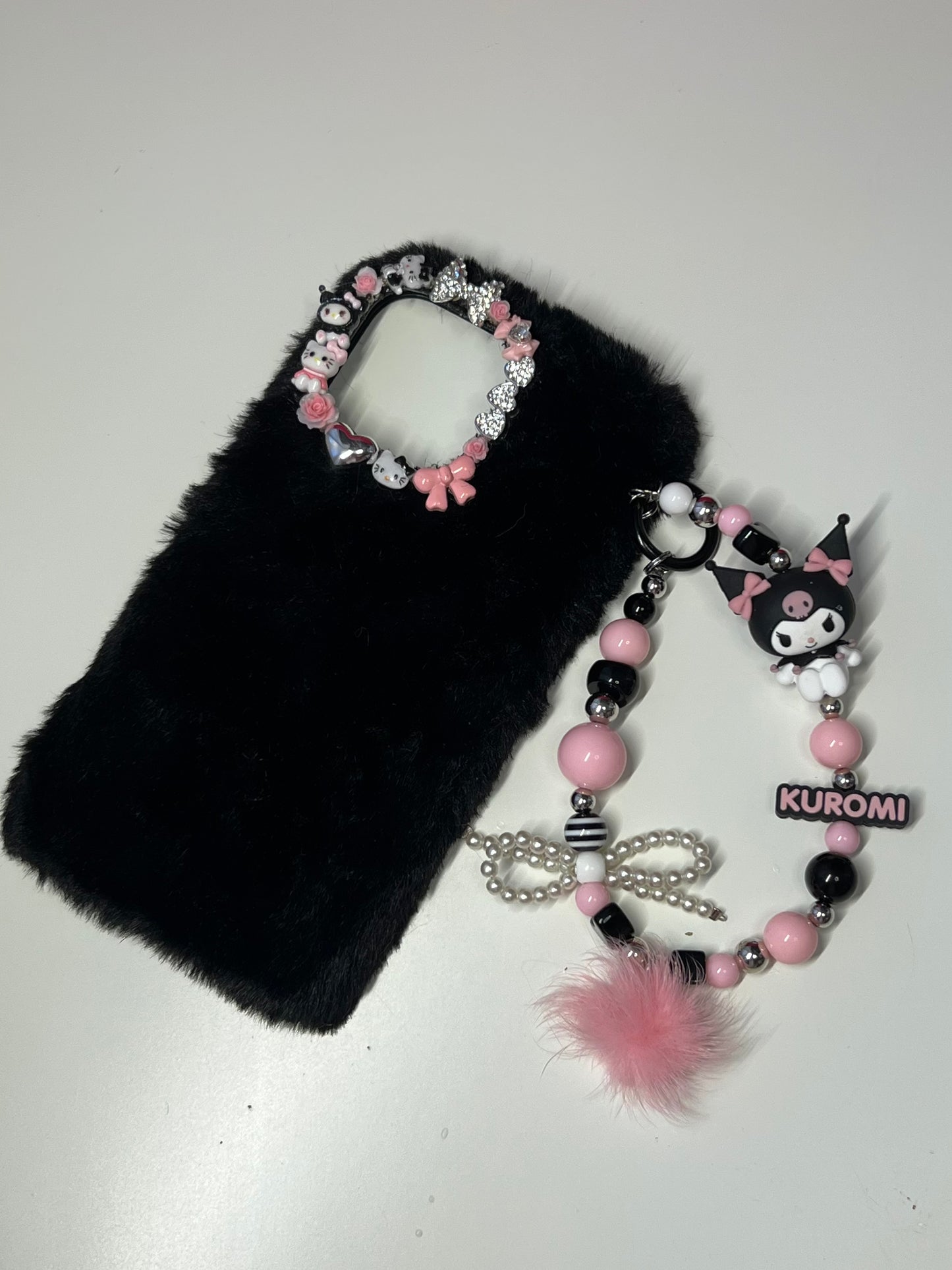 PUNKUROMI 🖤☆⋆🎀 (removable charm)