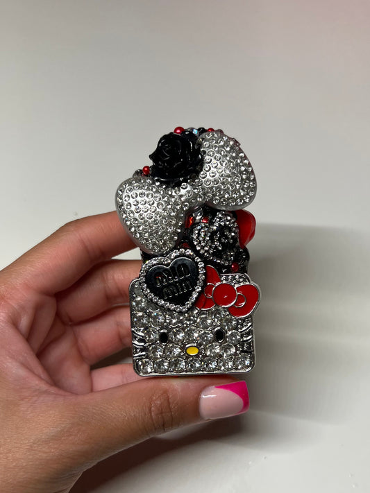 BOW'D LOCKET💋ྀིྀི⁠♡⋆˚🖤✿˖
